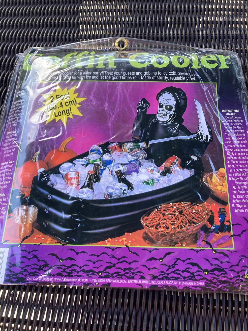 Vintage Fun World 1997 skeleton ghost face coffin cooler